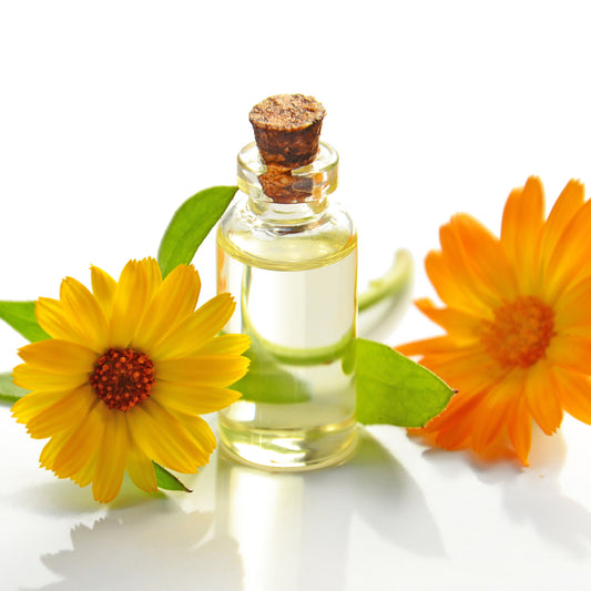 6 THINGS TAHT YOU PROBABLY DIDN'T KNOW ABOUT AROMATHERAPY AND ESSENTIAL OILS